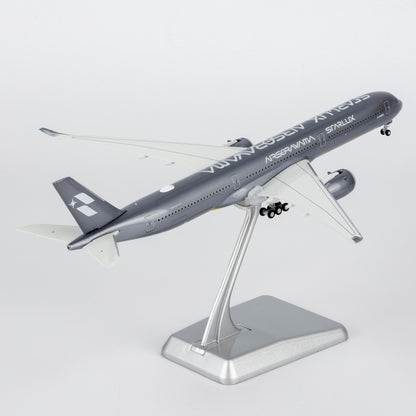 1/400 Starlux Airlines Airbus A350-1000 B-58553 "Airsorayama Silver; Luxurious packaging" NG57045