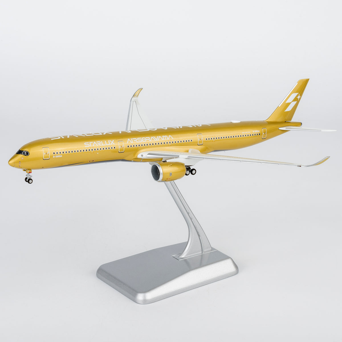 (Pre-sale) 1/400 Starlux Airlines A350-1000 "Airsorayama Golden" B-58554 YY350K04