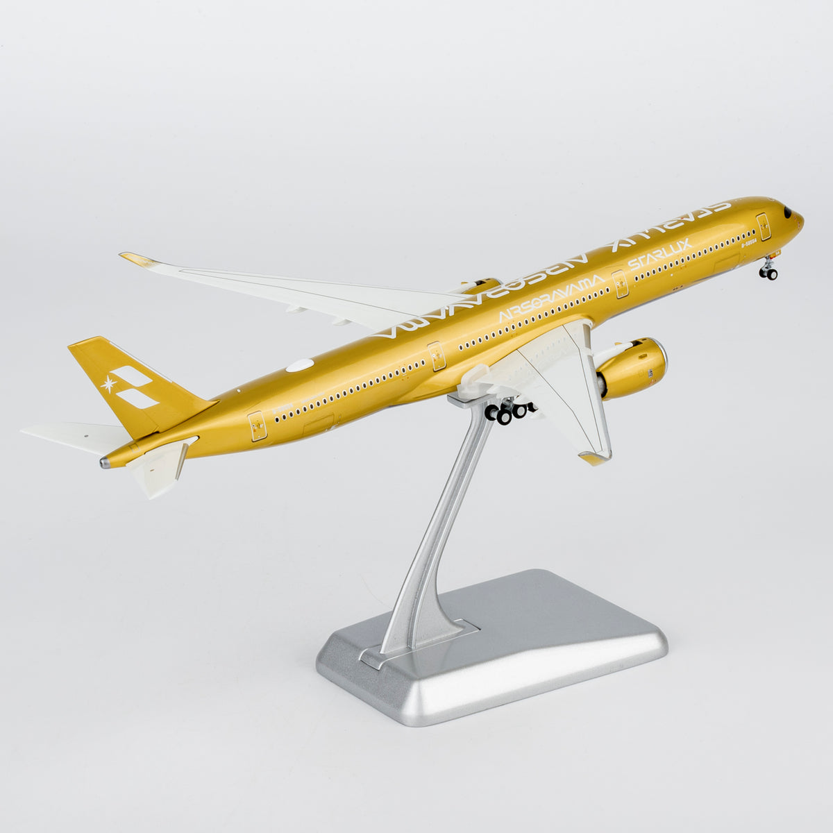 (Pre-sale) 1/400 Starlux Airlines A350-1000 "Airsorayama Golden" B-58554 YY350K04