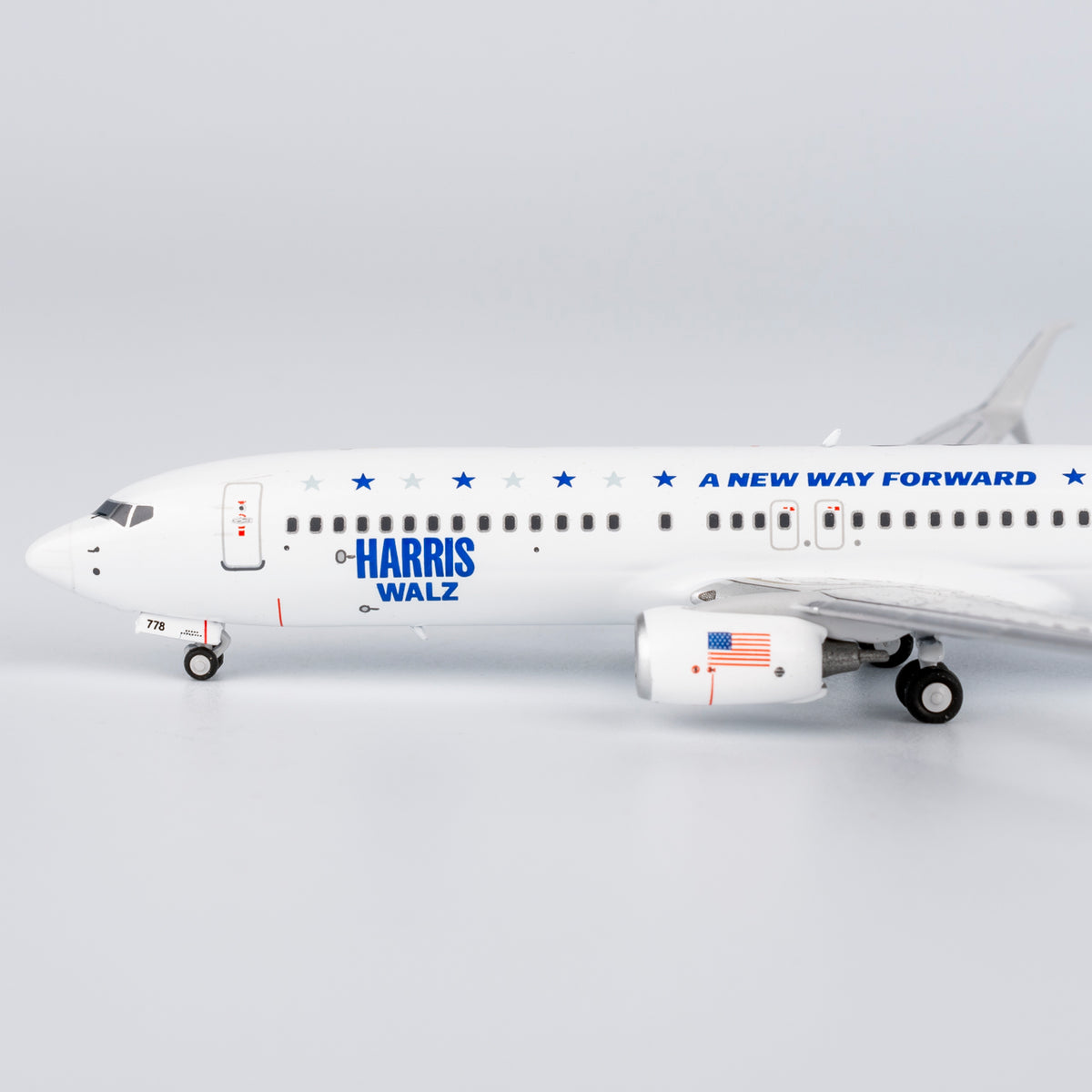 1/400 KaiserAir Boeing 737-800 N778MA NG58246