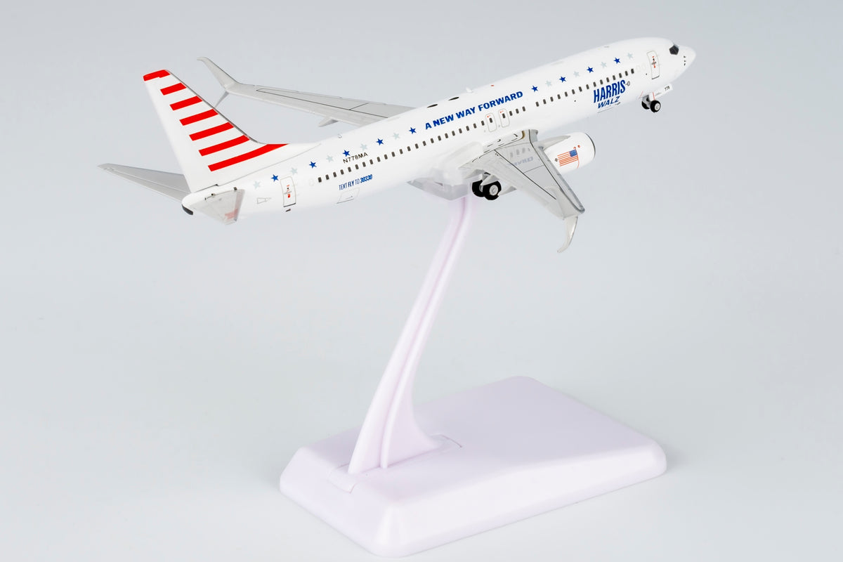 1/400 KaiserAir Boeing 737-800 N778MA NG58246