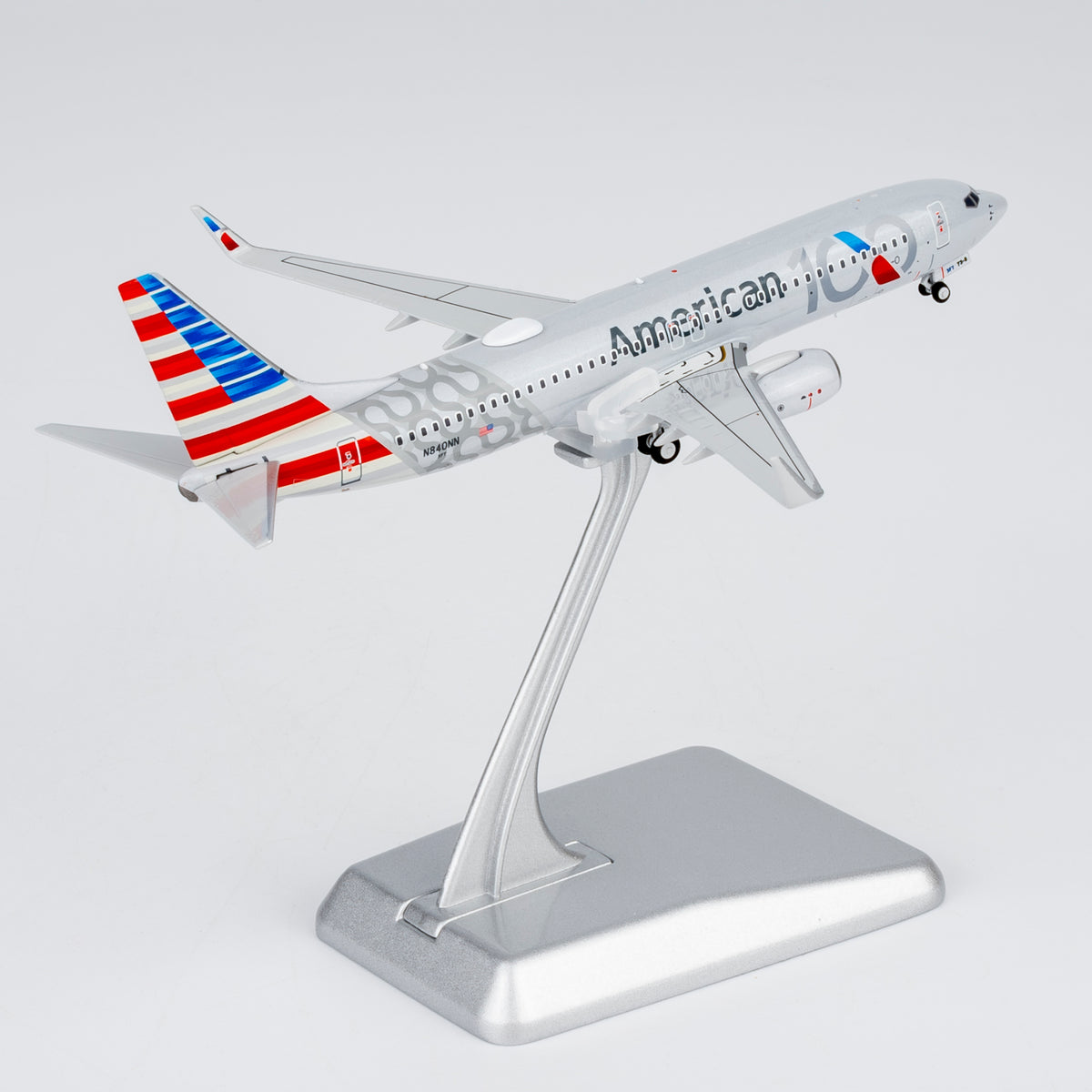1/400 American Airlines Boeing 737-800 N840NN "100th Anniversary; Luxurious packaging" NG58258