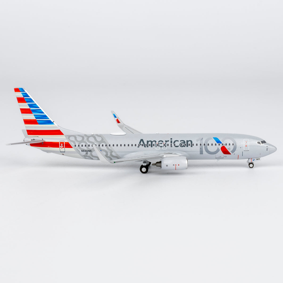 1/400 American Airlines Boeing 737-800 N840NN "100th Anniversary; Luxurious packaging" NG58258