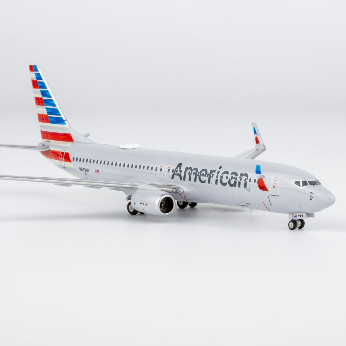 1/400 American Airlines Boeing 737-800 N883NN "Luxurious packaging" NG58260