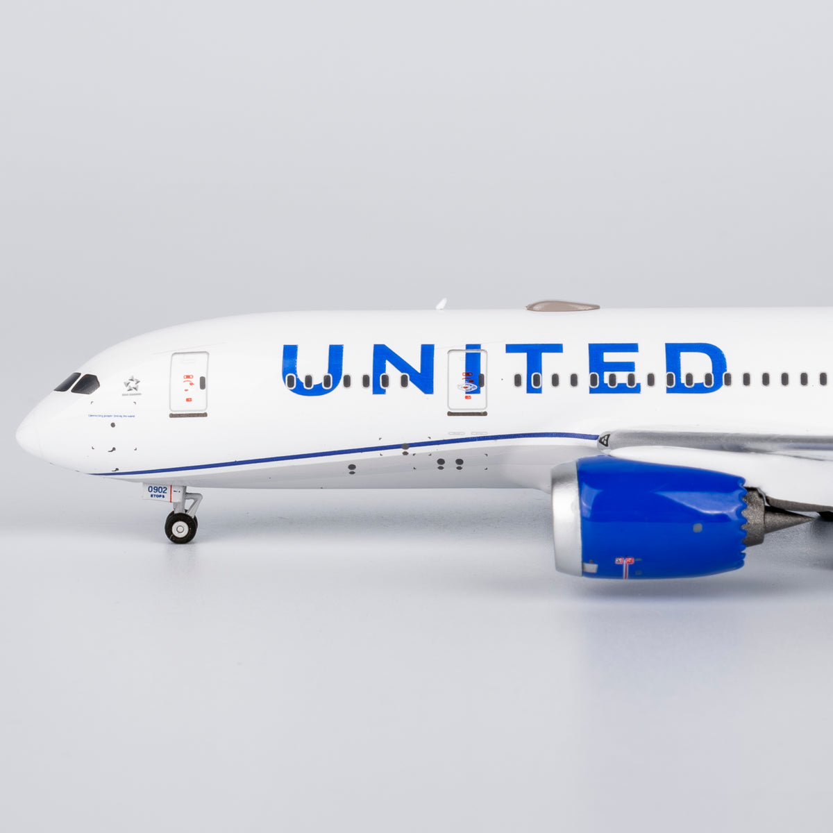1/400 United Airlines Boeing 787-8 N26902 NG59031
