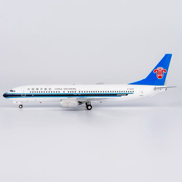 1/200 China Southern Airlines Boeing 737-800 B-2695 NG24050