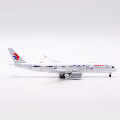 1/400 China Eastern Airlines A350-900 B-323H AV4119 - image 6