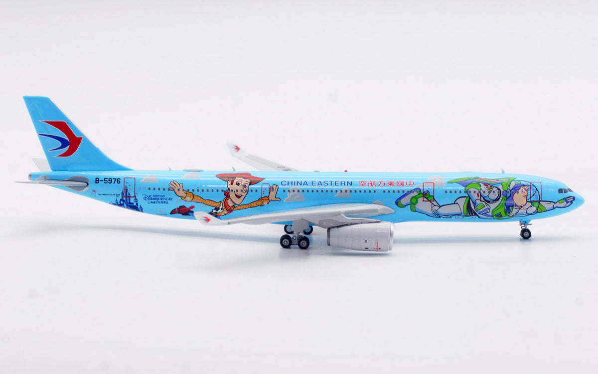 1/400 China Eastern Airlines A330-300 B-5976 AV4337 - image 6