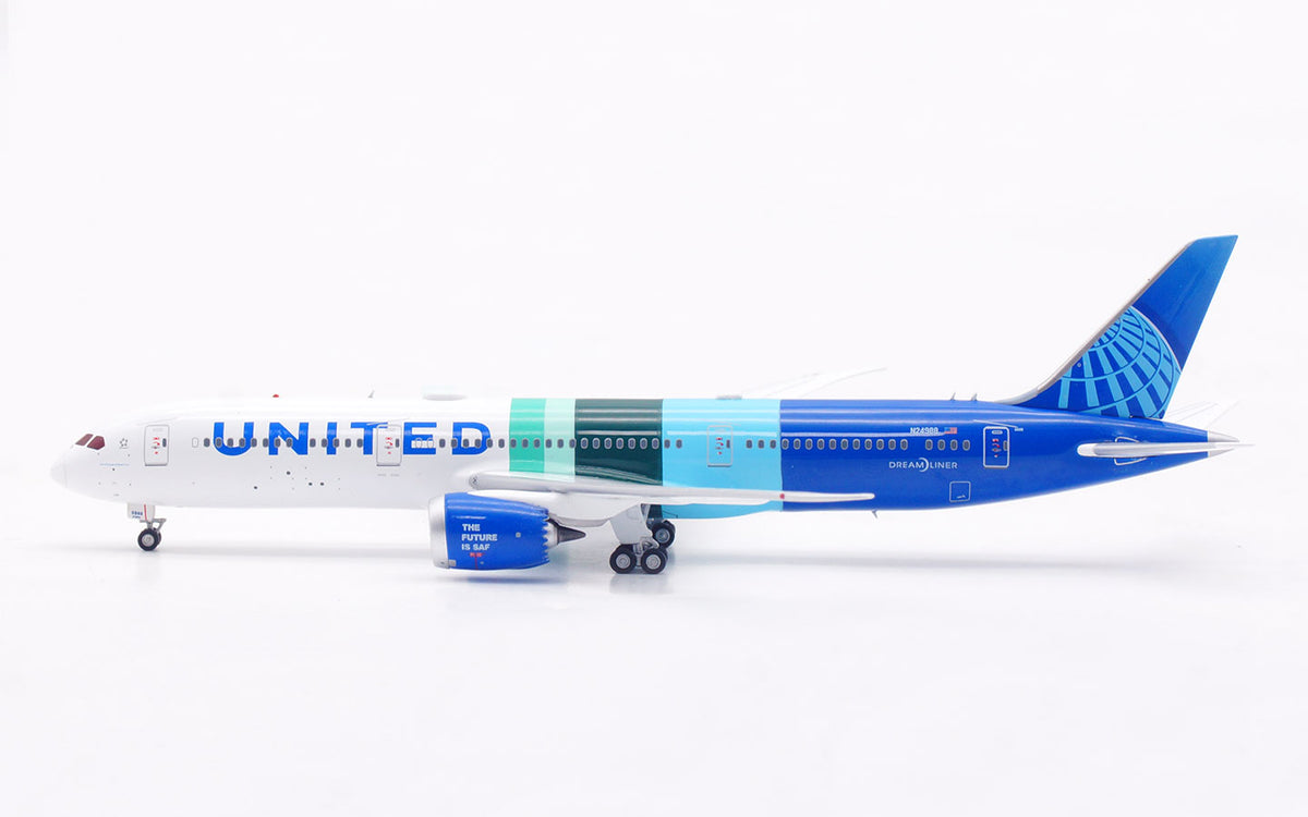1/400 United Airlines B787-9 N24988 AV4404 - image 6