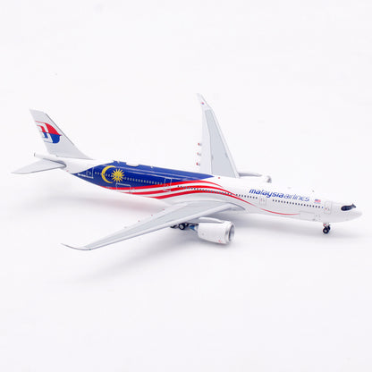 1/400 Malaysia Airlines A330-900NEO 9M-MNH AV4406 - image 6