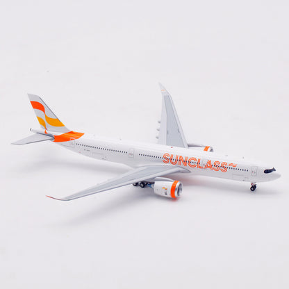 1/400 Sunclass Airlines A330-900NEO OY-VKP AV4415 - image 6