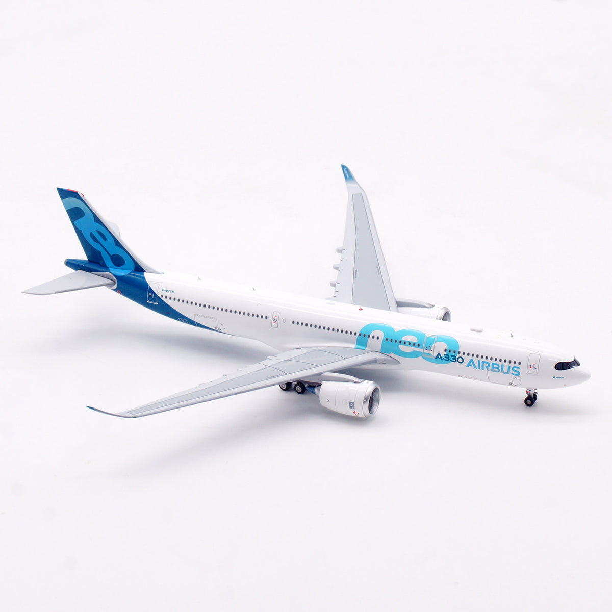 1/400 Airbus Industrie A330-900NEO F-WTTN AV4421 - image 6