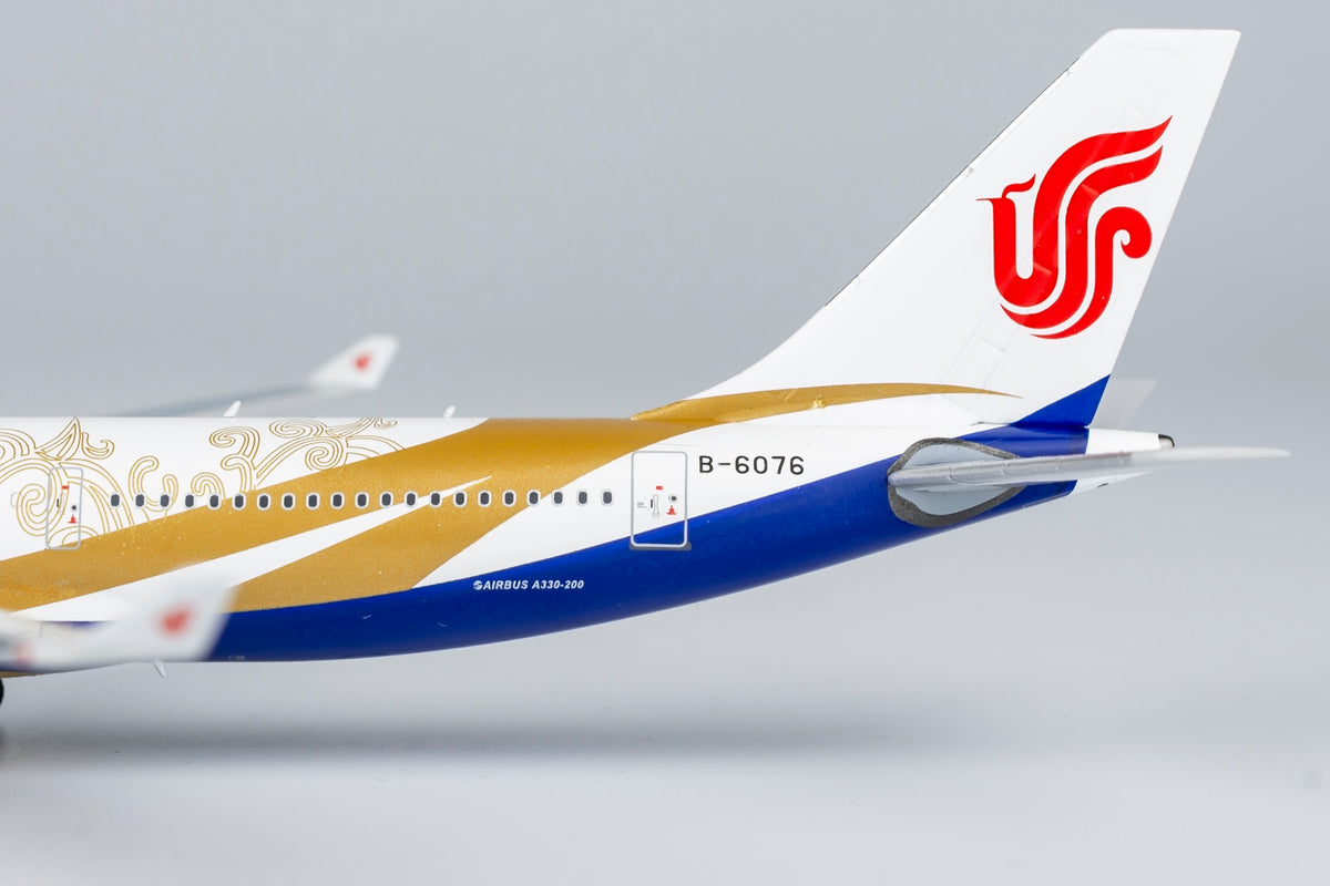 1/400 Air China Airbus A330-200 B-6076 NG61067