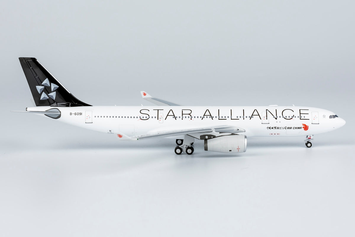 1/400 Air China Airbus A330-200 B-6091 "Star Alliance" NG61078
