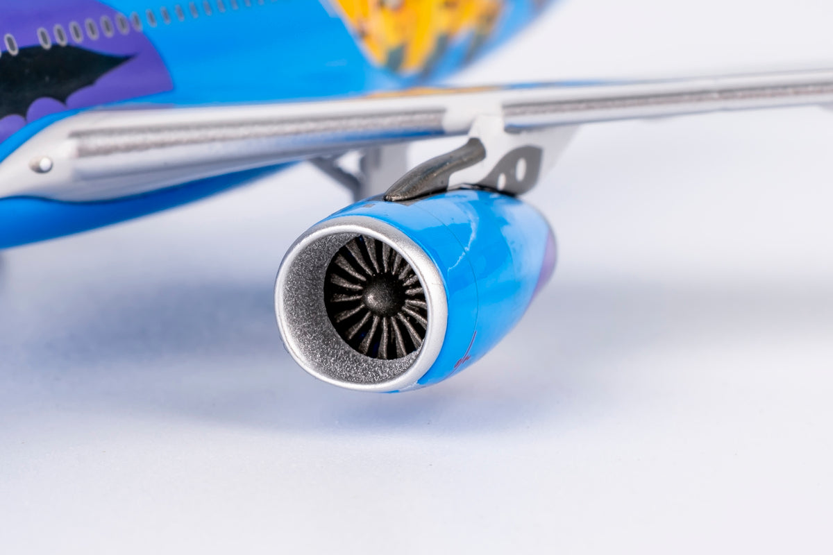 1/400 Capital Airlines Airbus A330-200 B-8982 NG61095