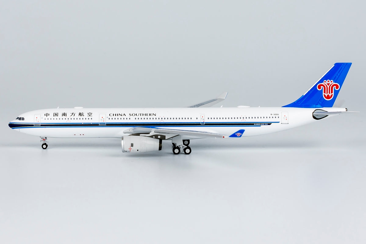 1/400 China Southern Airlines Airbus A330-300 B-300U NG62065