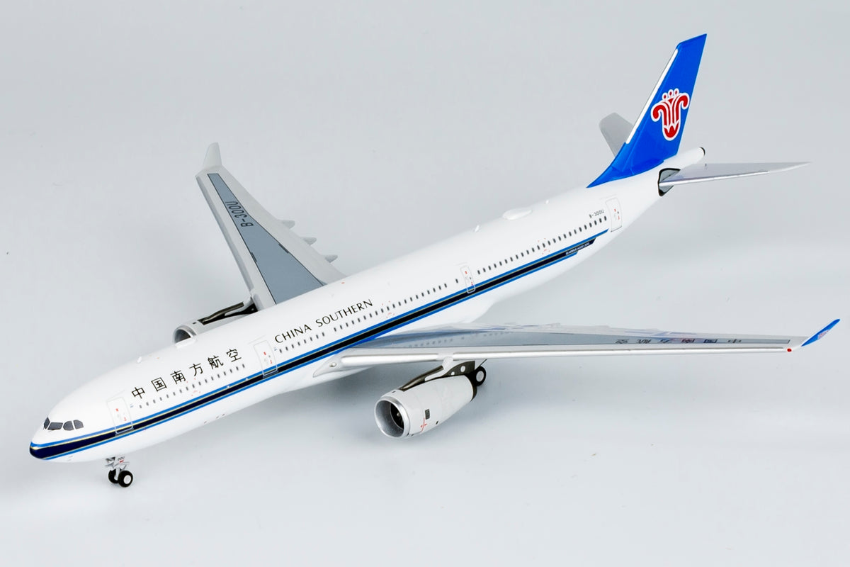 1/400 China Southern Airlines Airbus A330-300 B-300U NG62065