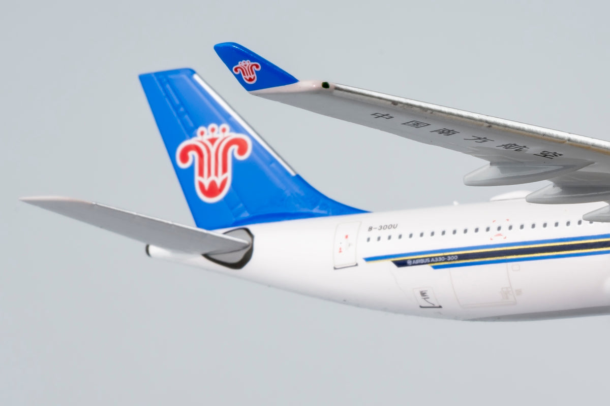 1/400 China Southern Airlines Airbus A330-300 B-300U NG62065