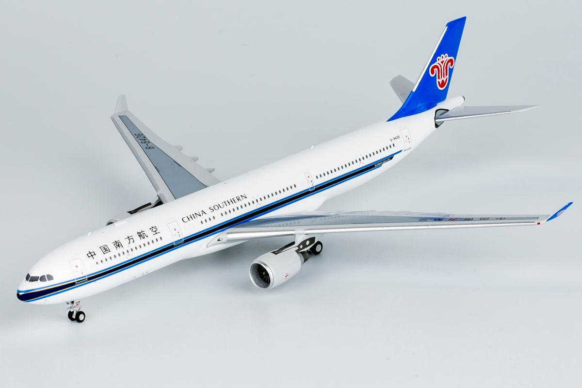 1/400 China Southern Airlines Airbus A330-300 B-8426 NG62066