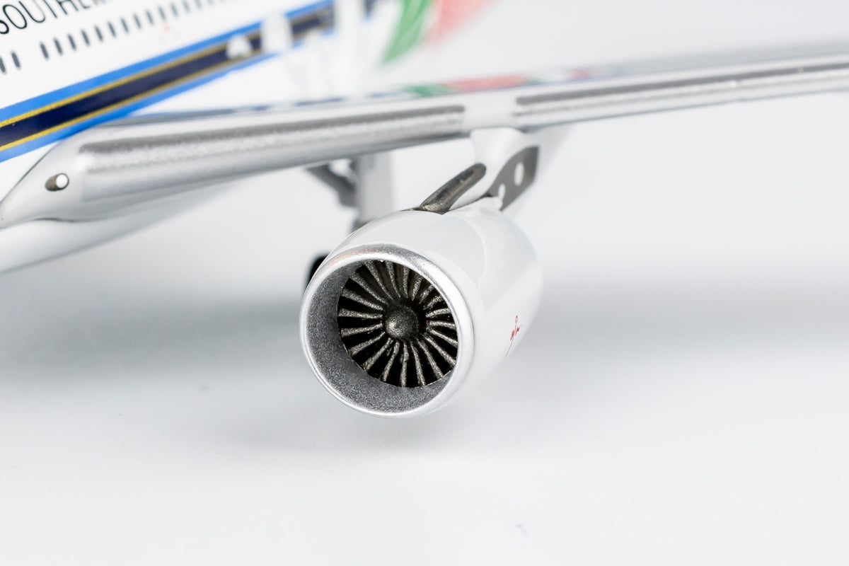 1/400 China Southern Airlines Airbus A330-300 B-8870 "ULTIMATE COLLECTION LUXURY PACKAGE" NG62067