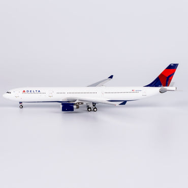 1/400 Delta Air Lines Airbus A330-300 N815NW NG62068