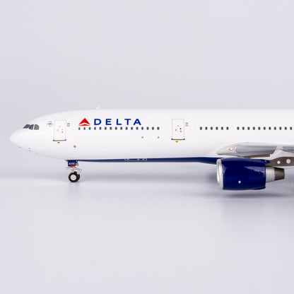 1/400 Delta Air Lines Airbus A330-300 N815NW NG62068