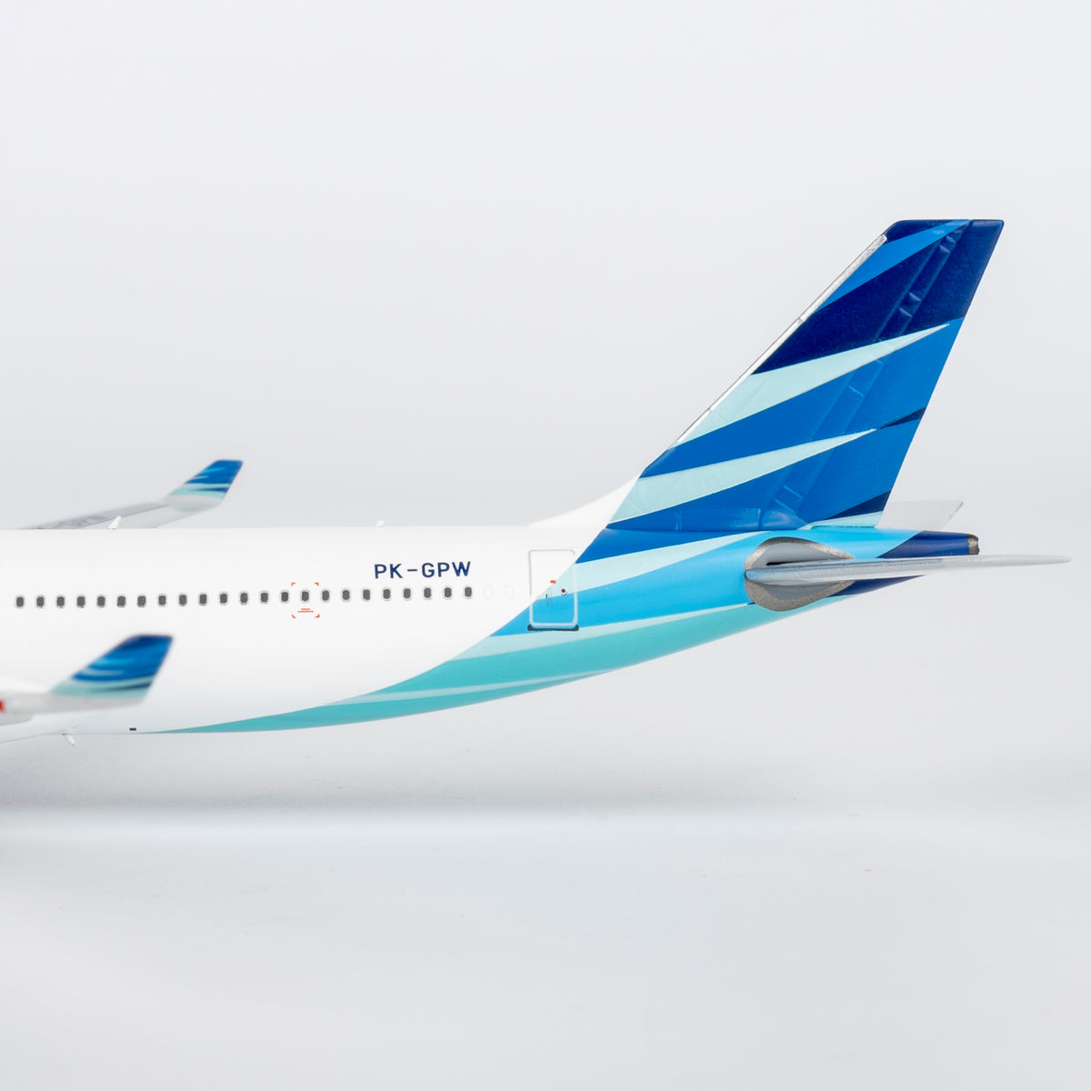 1/400 Garuda Indonesia Airbus A330-300 PK-GPW NG62074