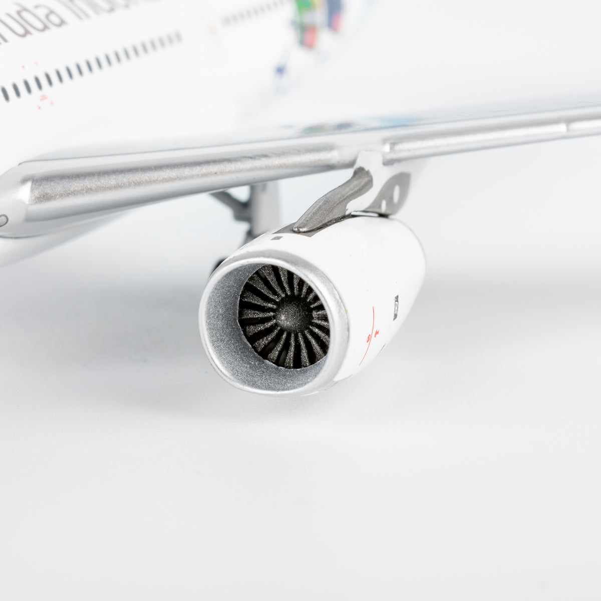 1/400 Garuda Indonesia Airbus A330-300 PK-GPX "Hana TravelGo Card" NG62075