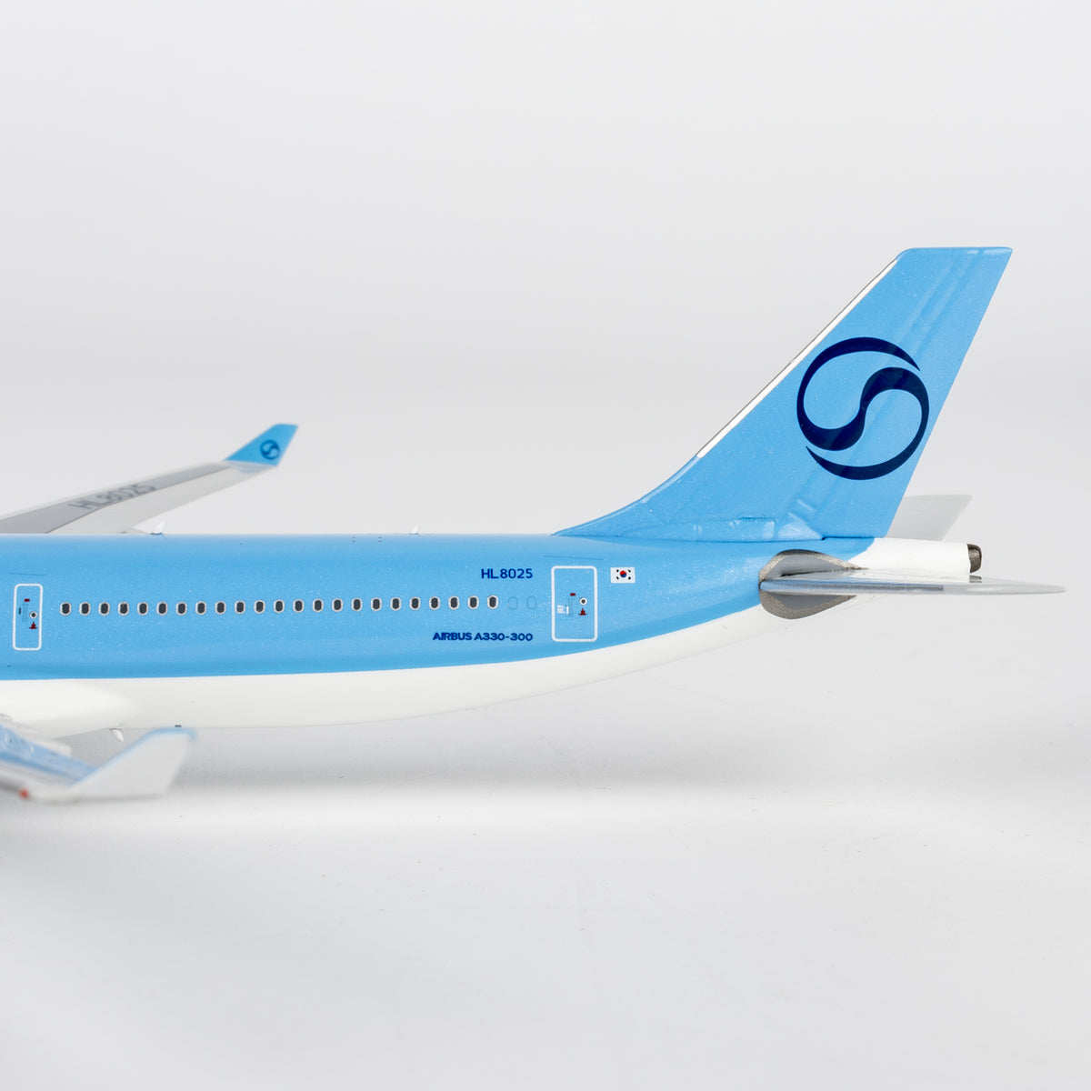 1/400 Korean Air Airbus A330-300 HL8025 NG62077