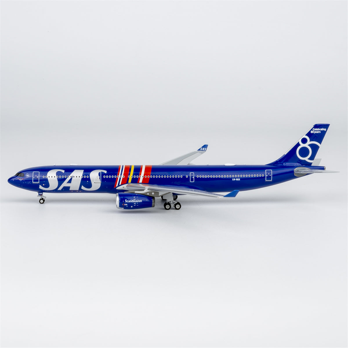 1/400 SAS Scandinavian Airlines Airbus A330-300 LN-RKR "Luxurious Packaging" NG62087