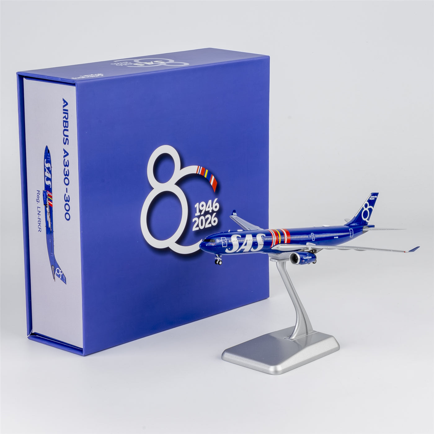 1/400 SAS Scandinavian Airlines Airbus A330-300 LN-RKR "Luxurious Packaging" NG62087 - cover