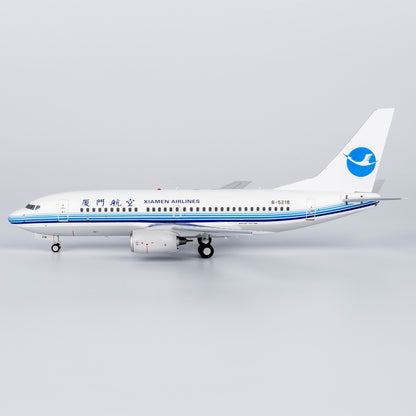 1/200 Xiamen Air Boeing 737-700 B-5218 NG64116