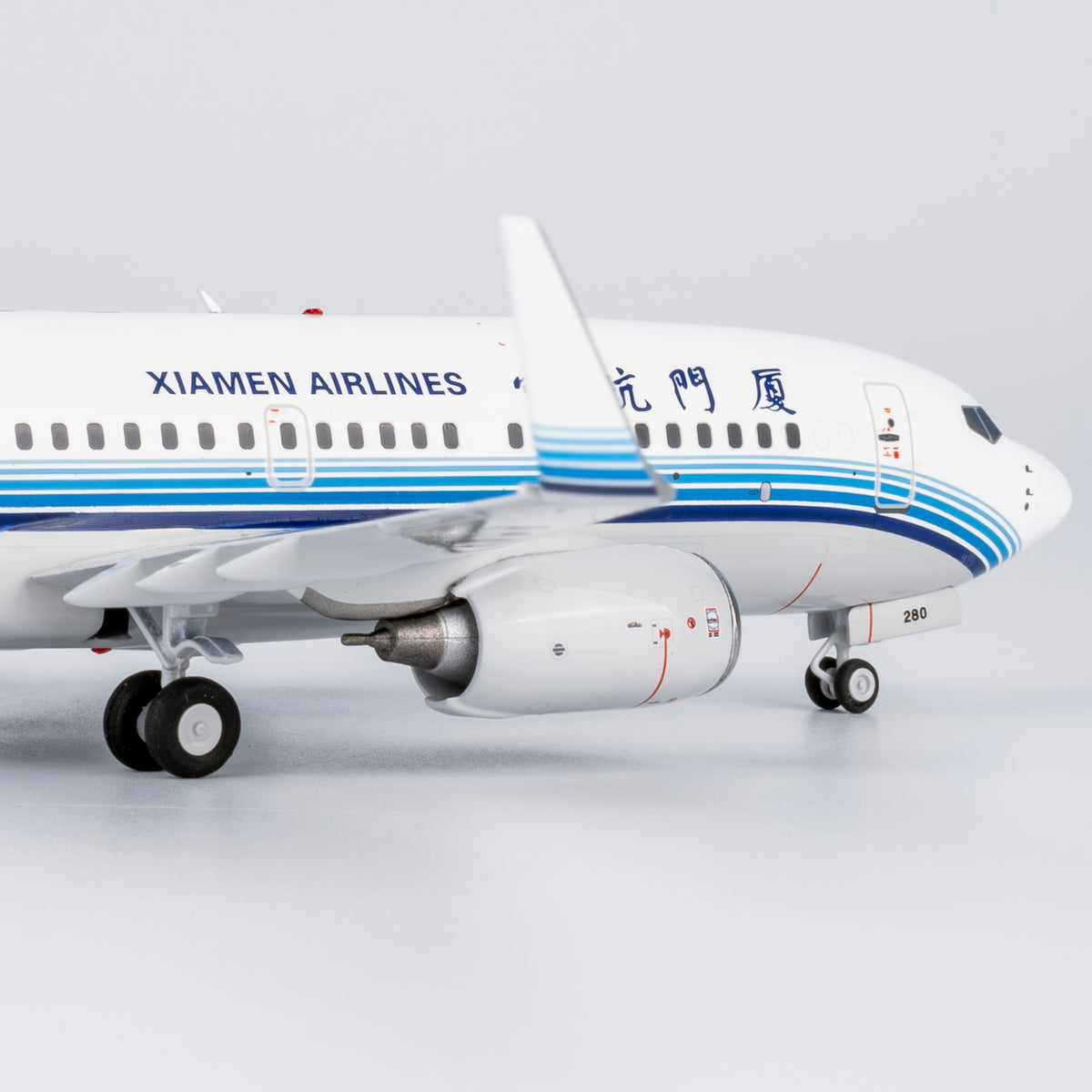 1/200 Xiamen Air Boeing 737-700 B-5280 NG64117