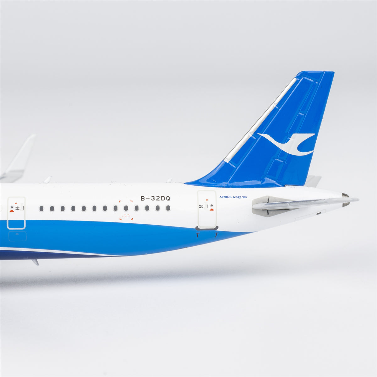 1/400 Xiamen Air Airbus A321neo B-32DQ NG64145