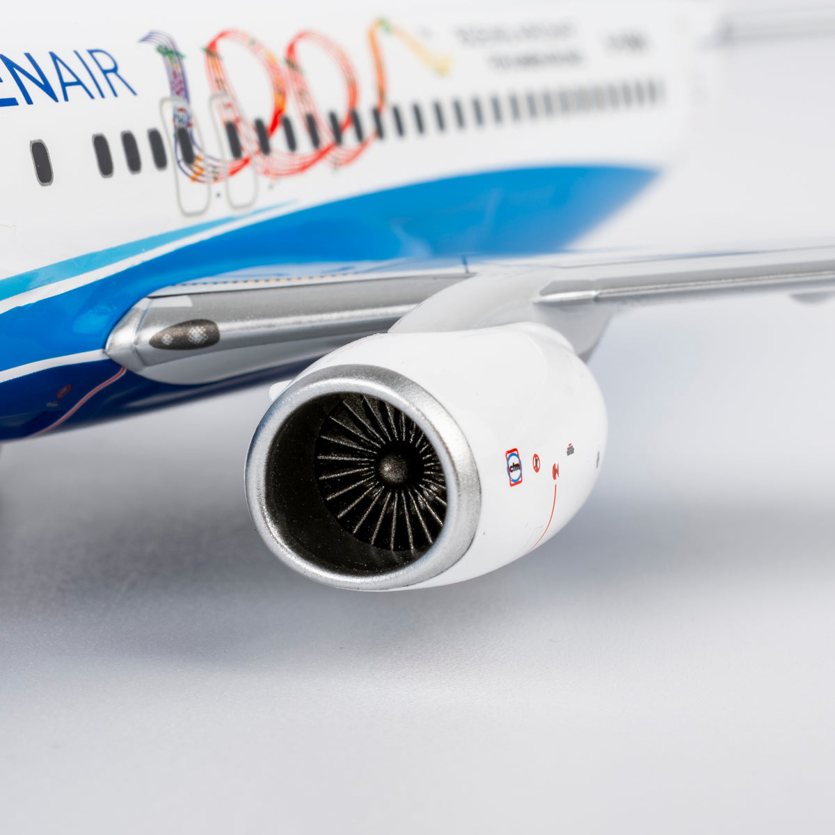 1/200 Xiamen Air Boeing 737-800 B-5688 NG64180