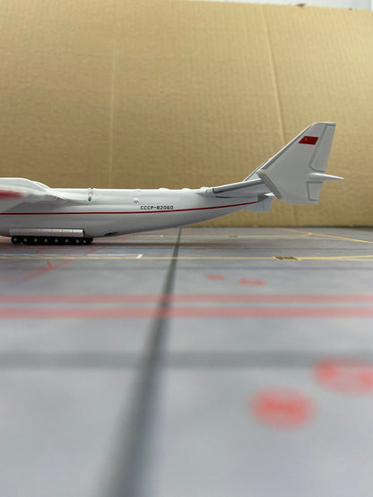 1/400 Antonov AN-225 562812 - image 7