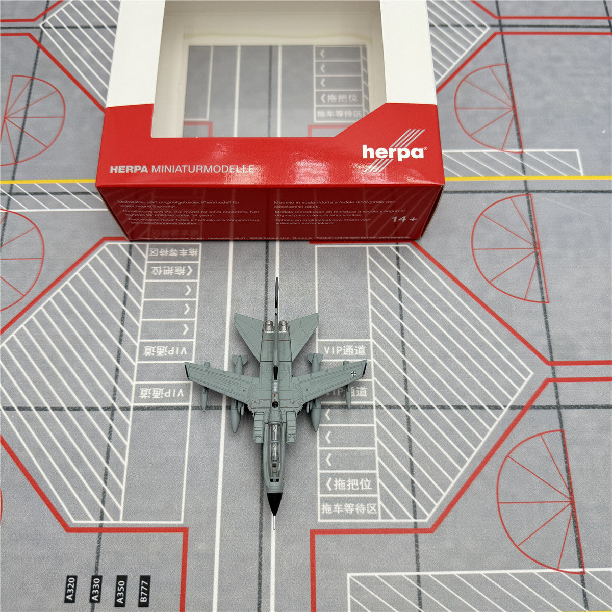 1/200 Luftwaffe Tornado 46+22 573580 - image 7