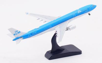 1/400 KLM A330-300 PH-AKB AV4373 - image 7