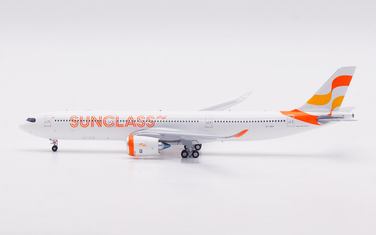1/400 Sunclass Airlines A330-900NEO OY-VKP AV4415 - image 7