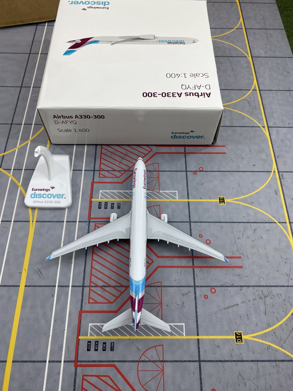 1/400 Eurowings A330-300 D-AFYQ LW400EWD001 - image 7