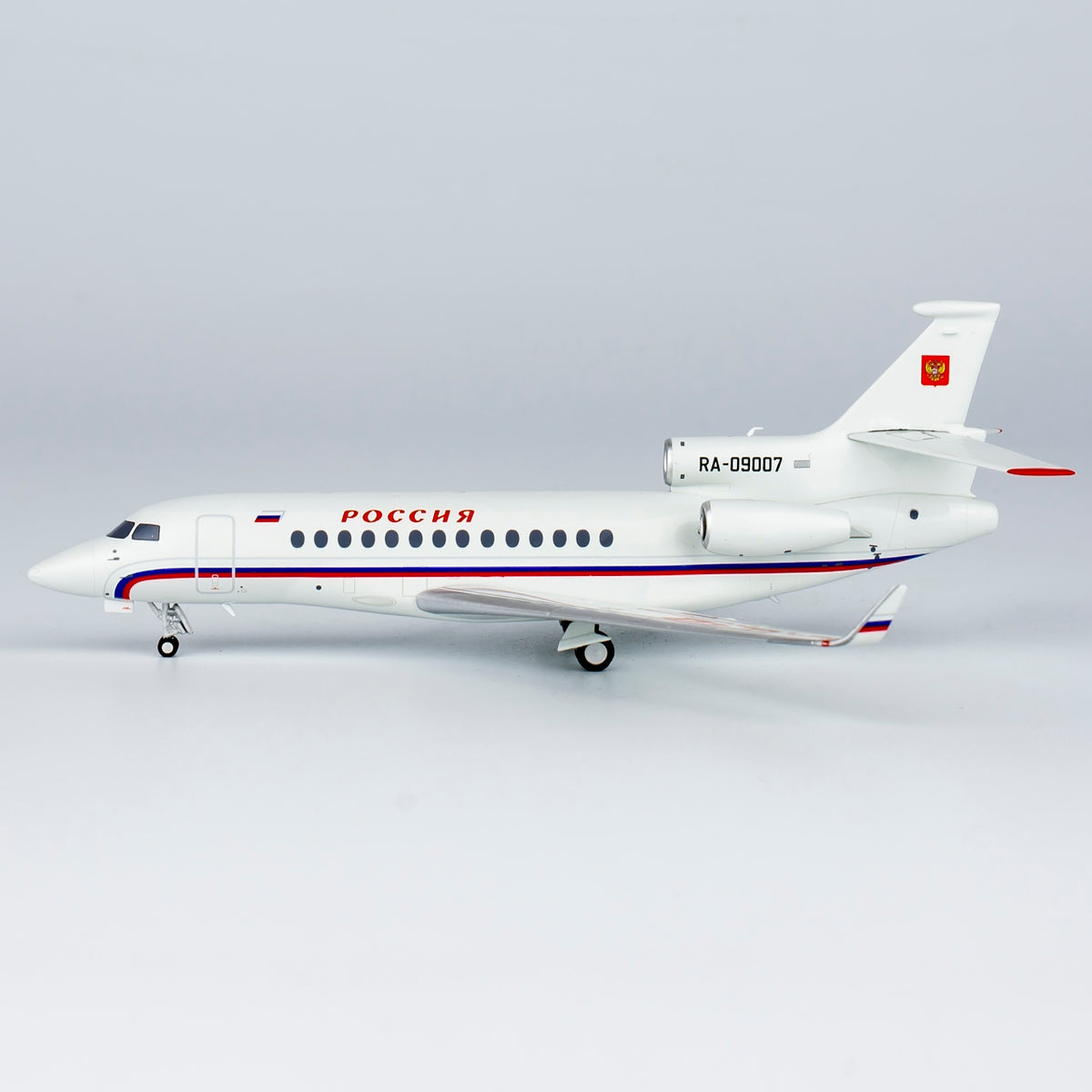 1/200 Rossiya Falcon 7X RA-09007 NG71013