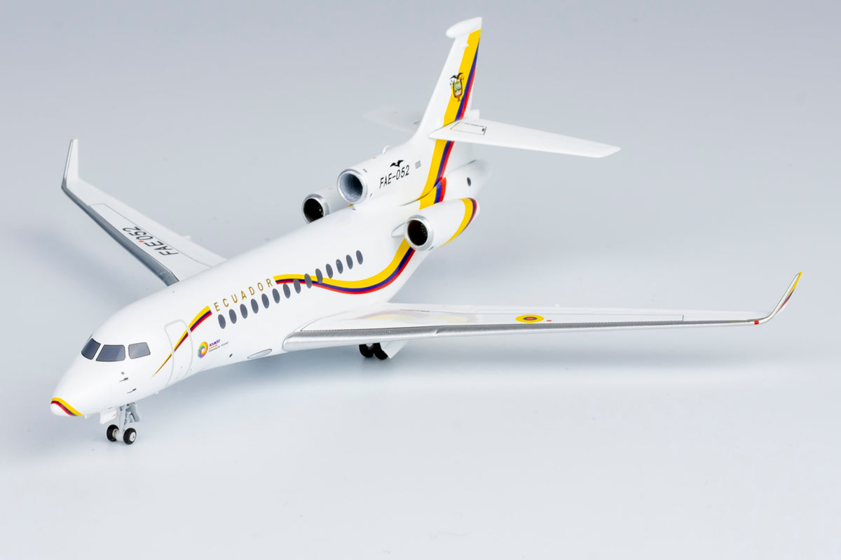 1/200 Ecuadorian Air Force Falcon 7X FAE-052 NG71022