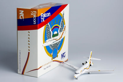 1/200 Ecuadorian Air Force Falcon 7X FAE-052 NG71022 - cover