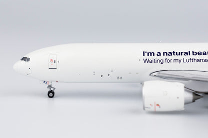 1/400 Lufthansa Cargo Boeing 777 D-ALFJ "Freighter" NG72013