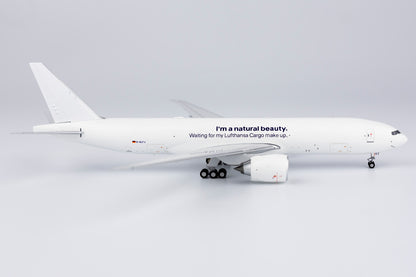 1/400 Lufthansa Cargo Boeing 777 D-ALFJ "Freighter" NG72013
