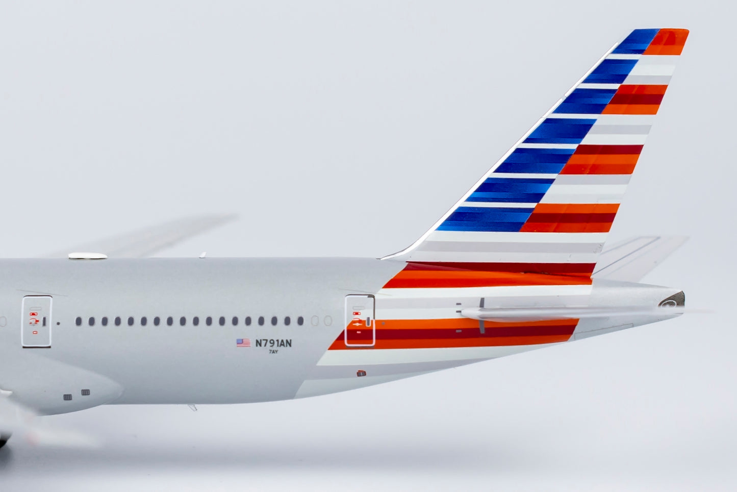 American Airlines Boeing 777-200ER  "oneworld"  N791AN