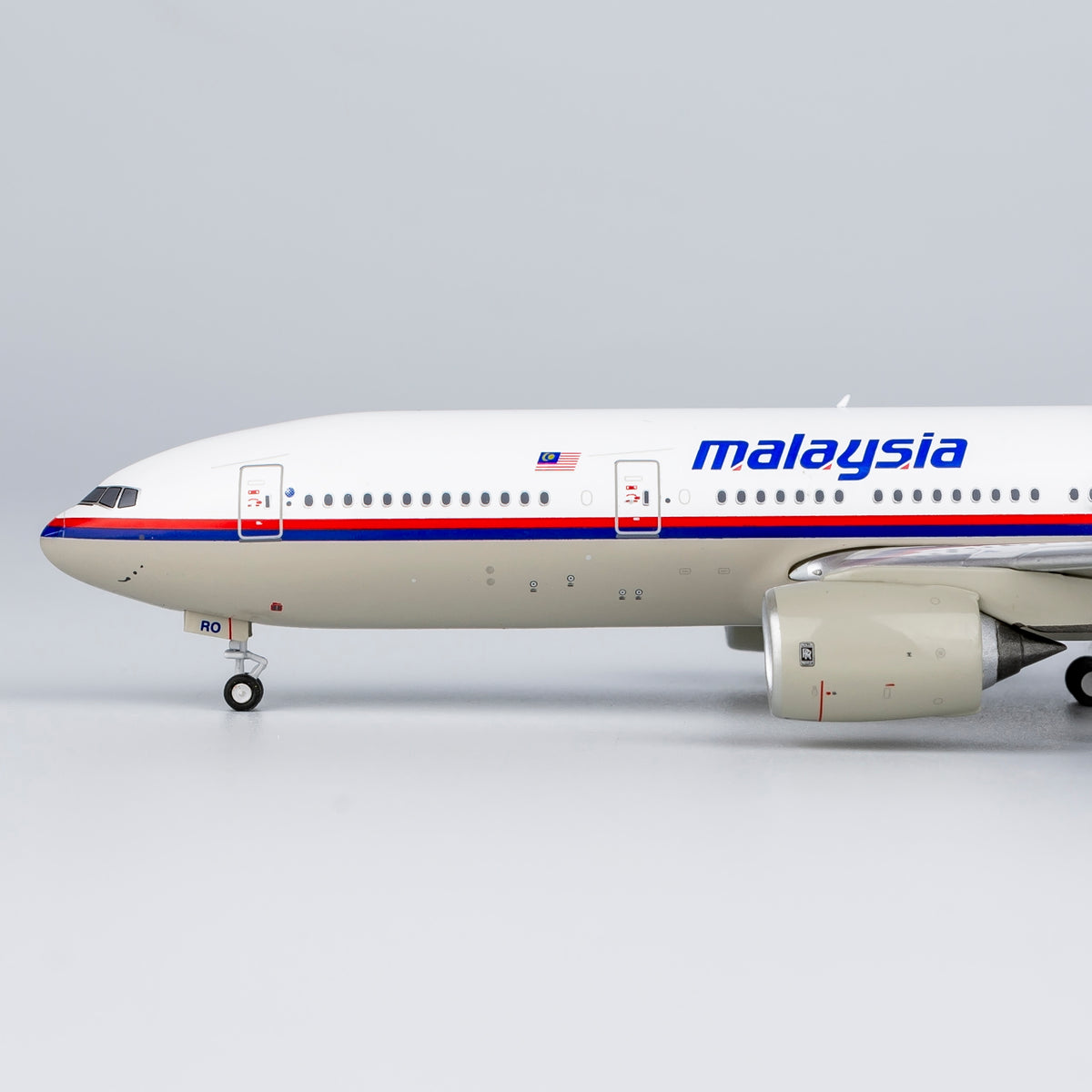 1/400 Malaysia Airlines Boeing 777-200ER 9M-MRD NG72053
