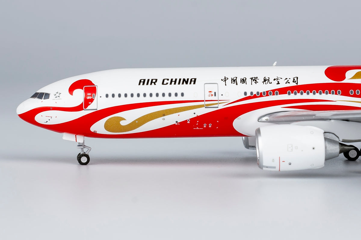1/400 Air China Boeing 777-200 B-2060 NG72056