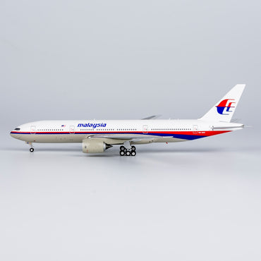 1/400 Malaysia Airlines B777-200ER 9M-MRO NG72057