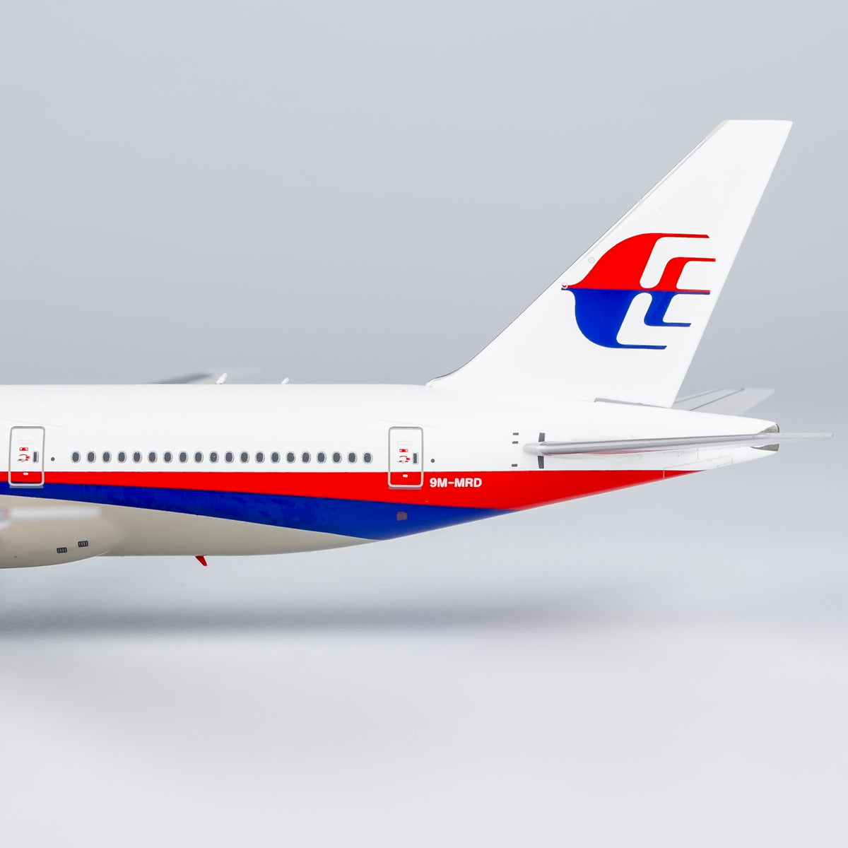 1/400 Malaysia Airlines B777-200ER 9M-MRO NG72057